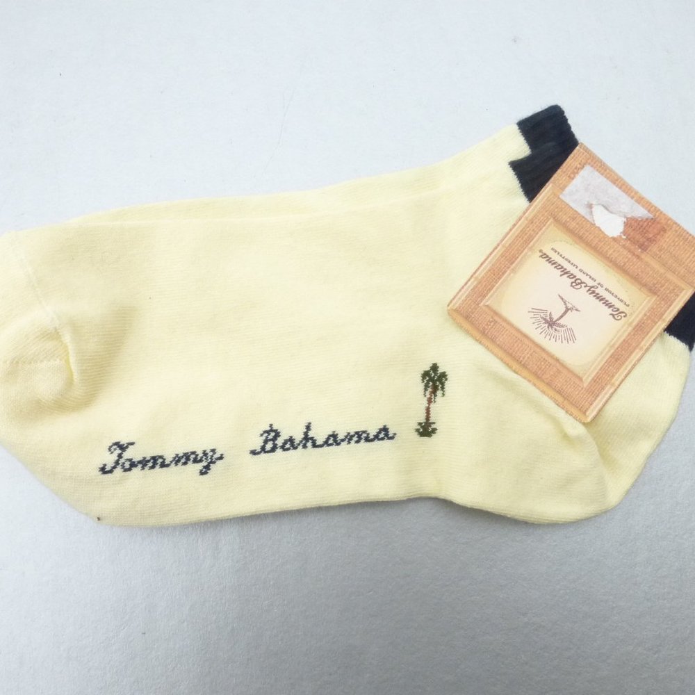 Tommy Bahama Yellow Dark Blue Low Ankle Socks